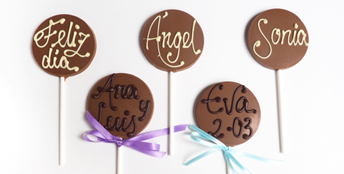 Piruletas de chocolate personalizadas